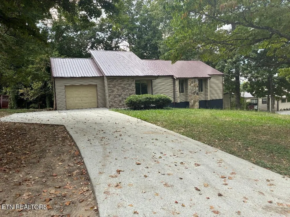 158 Tango Drive Madisonville, TN 37354
