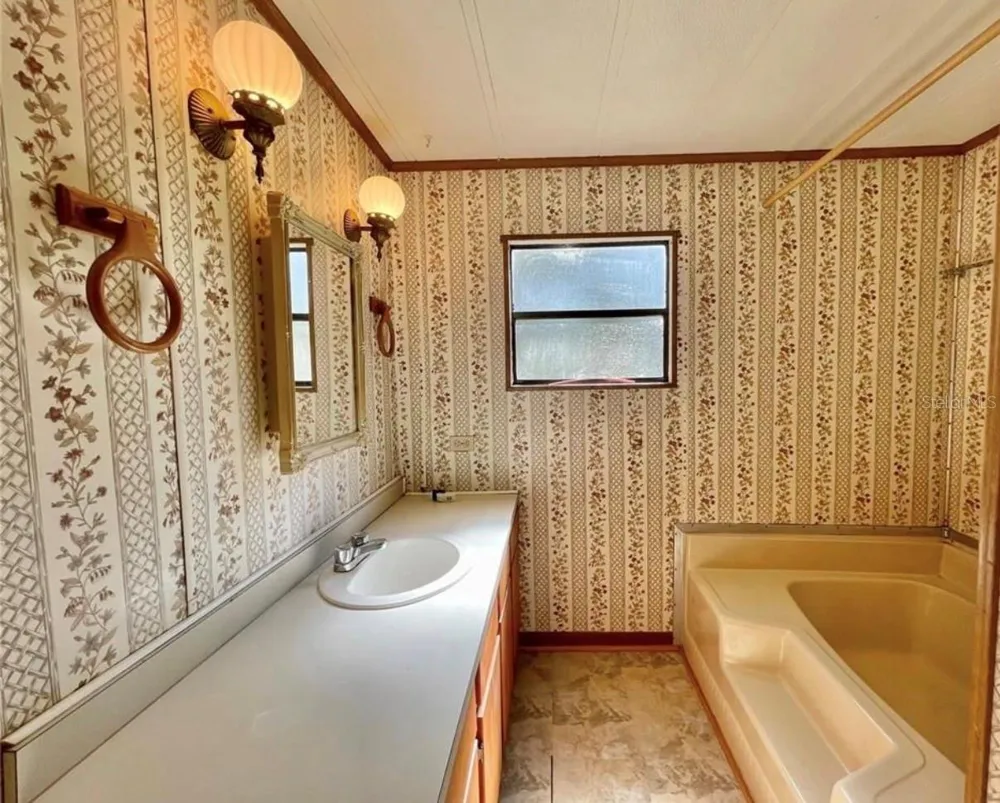 7675 SW 10TH STREET ocala, FL 34474