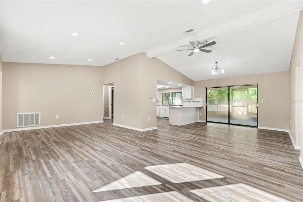 2127 WHITEWOOD AVENUE Spring Hill, FL 34609