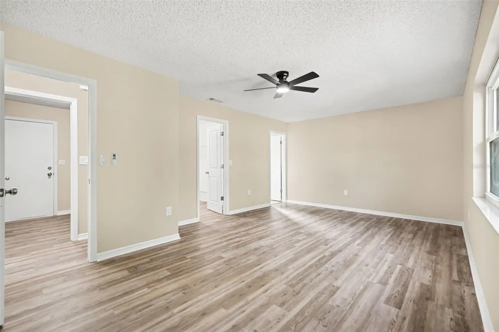 2127 WHITEWOOD AVENUE Spring Hill, FL 34609