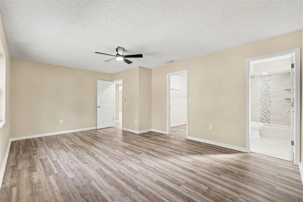 2127 WHITEWOOD AVENUE Spring Hill, FL 34609