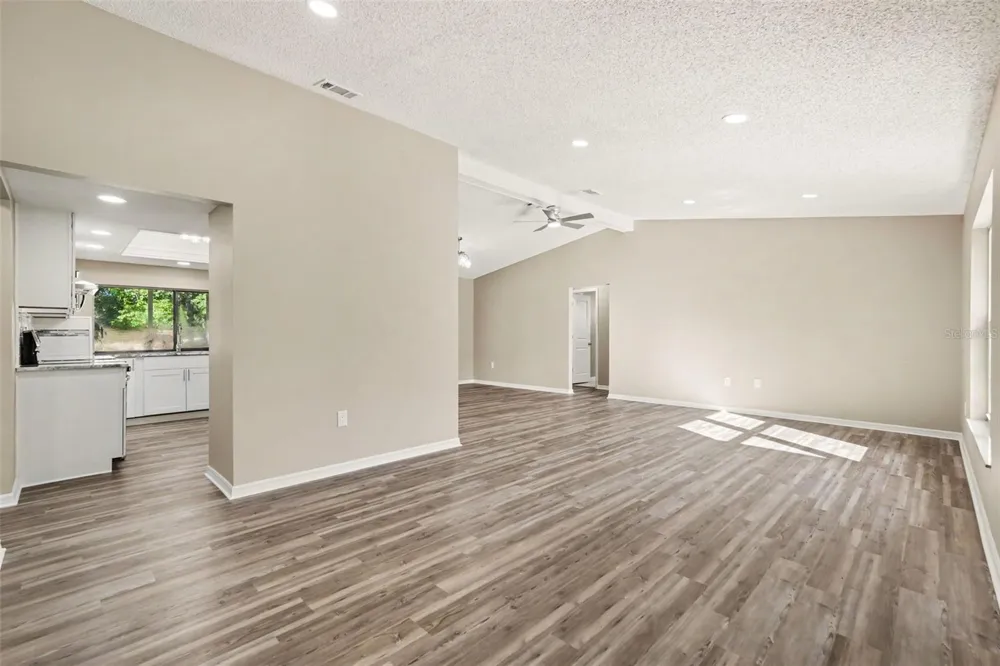 2127 WHITEWOOD AVENUE Spring Hill, FL 34609