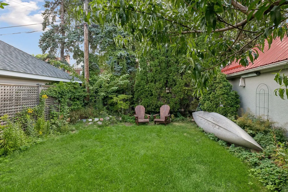 1929 James Avenue S Minneapolis, MN 55403