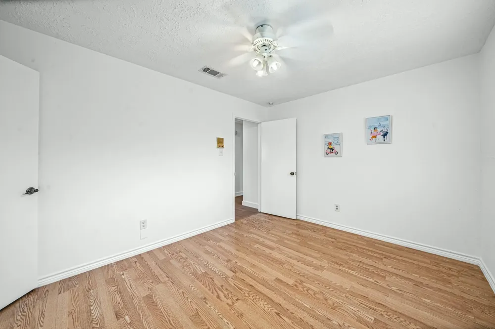 13314 Agarita Lane Houston, TX 77083