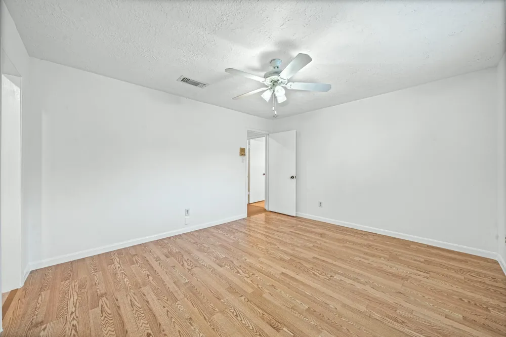 13314 Agarita Lane Houston, TX 77083