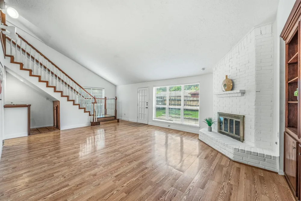 13314 Agarita Lane Houston, TX 77083