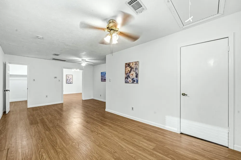 13314 Agarita Lane Houston, TX 77083