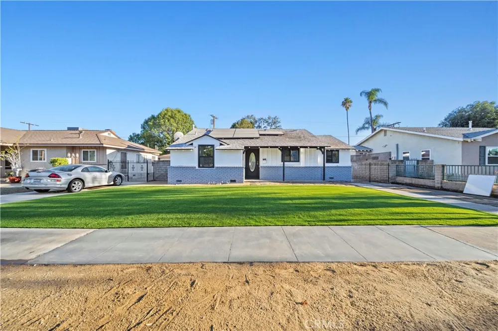16630 Runnymede Street Van Nuys, CA 91406