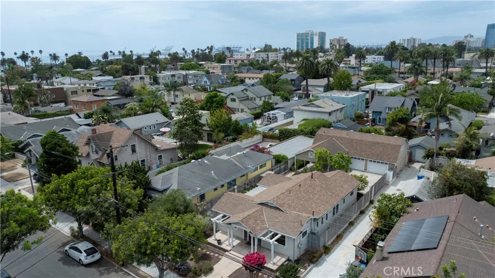 261 Wisconsin Long Beach, CA 90803