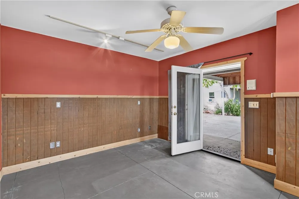 261 Wisconsin Long Beach, CA 90803