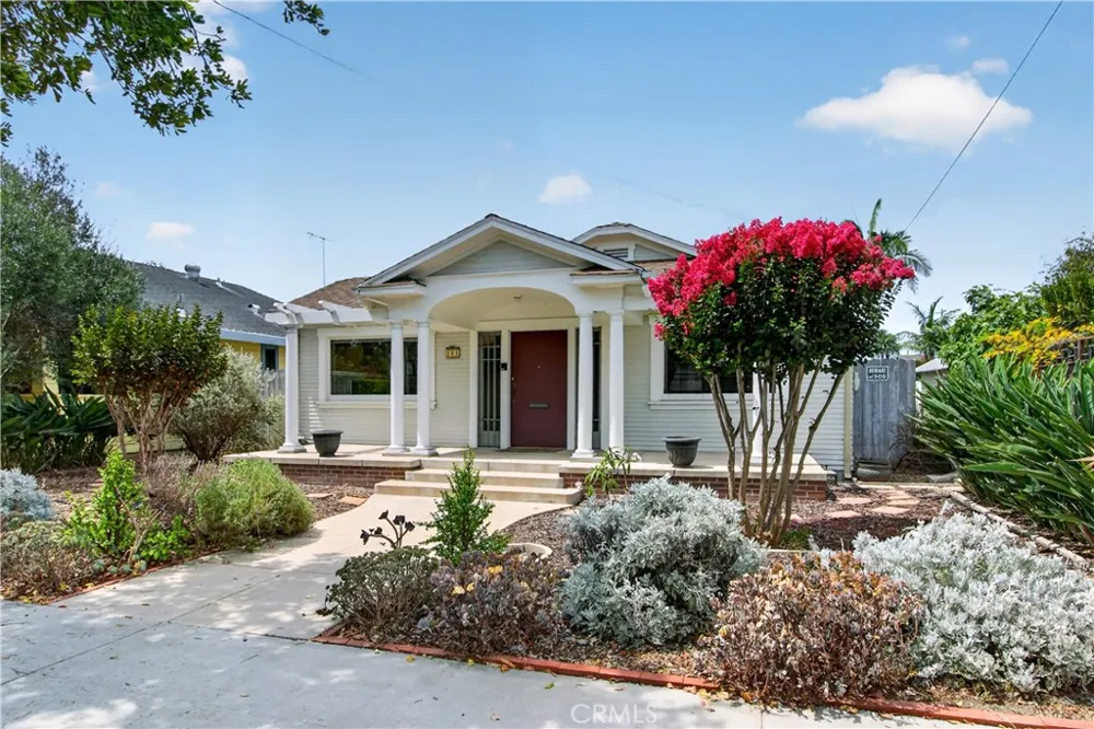 261 Wisconsin Long Beach, CA 90803