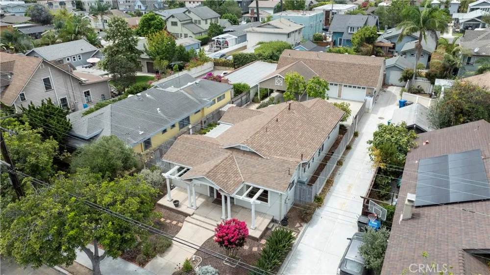 261 Wisconsin Long Beach, CA 90803