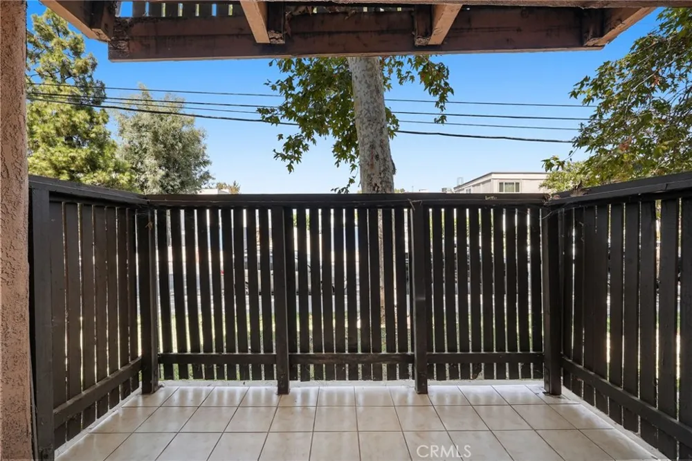18350 Hatteras Street #178 Tarzana, CA 91356