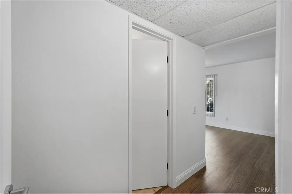 18350 Hatteras Street #178 Tarzana, CA 91356