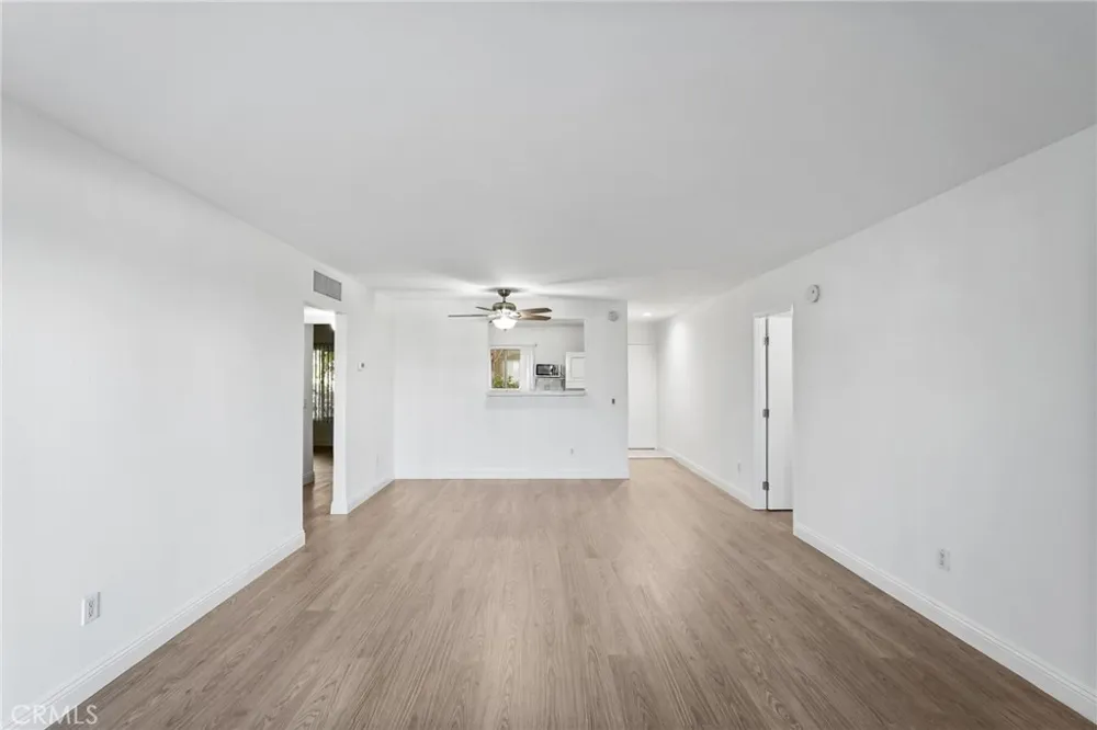 18350 Hatteras Street #178 Tarzana, CA 91356