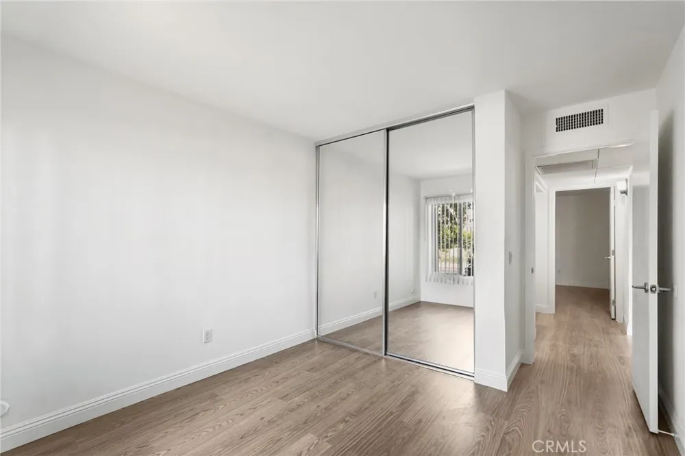 18350 Hatteras Street #178 Tarzana, CA 91356