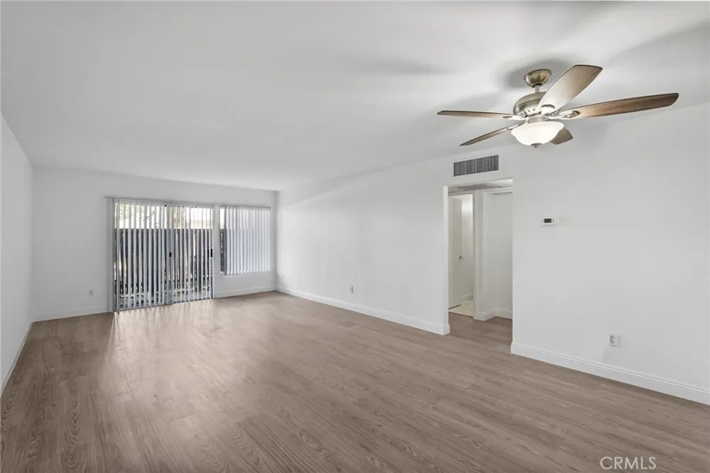 18350 Hatteras Street #178 Tarzana, CA 91356
