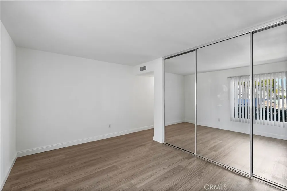 18350 Hatteras Street #178 Tarzana, CA 91356
