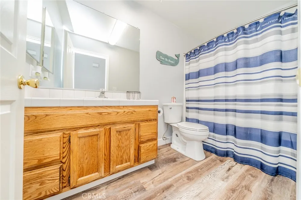 11940 Pacific Phelan, CA 92371