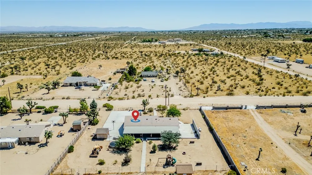 11940 Pacific Phelan, CA 92371