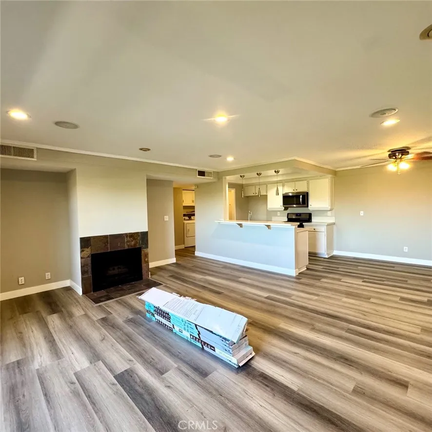 12635 Main Garden Grove, CA 92840