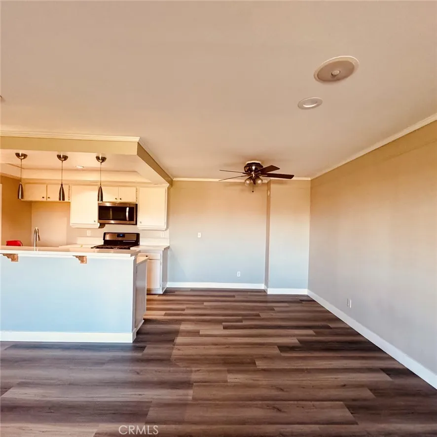 12635 Main Garden Grove, CA 92840