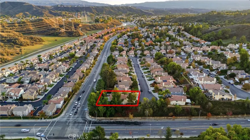 28360 Easton Lane Saugus, CA 91350