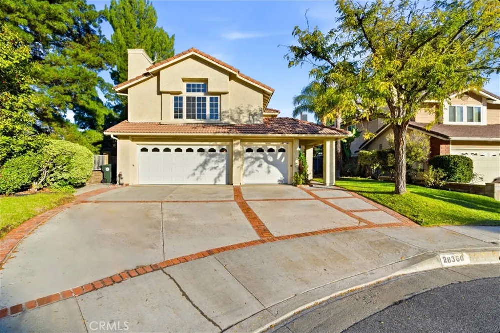 28360 Easton Lane Saugus, CA 91350