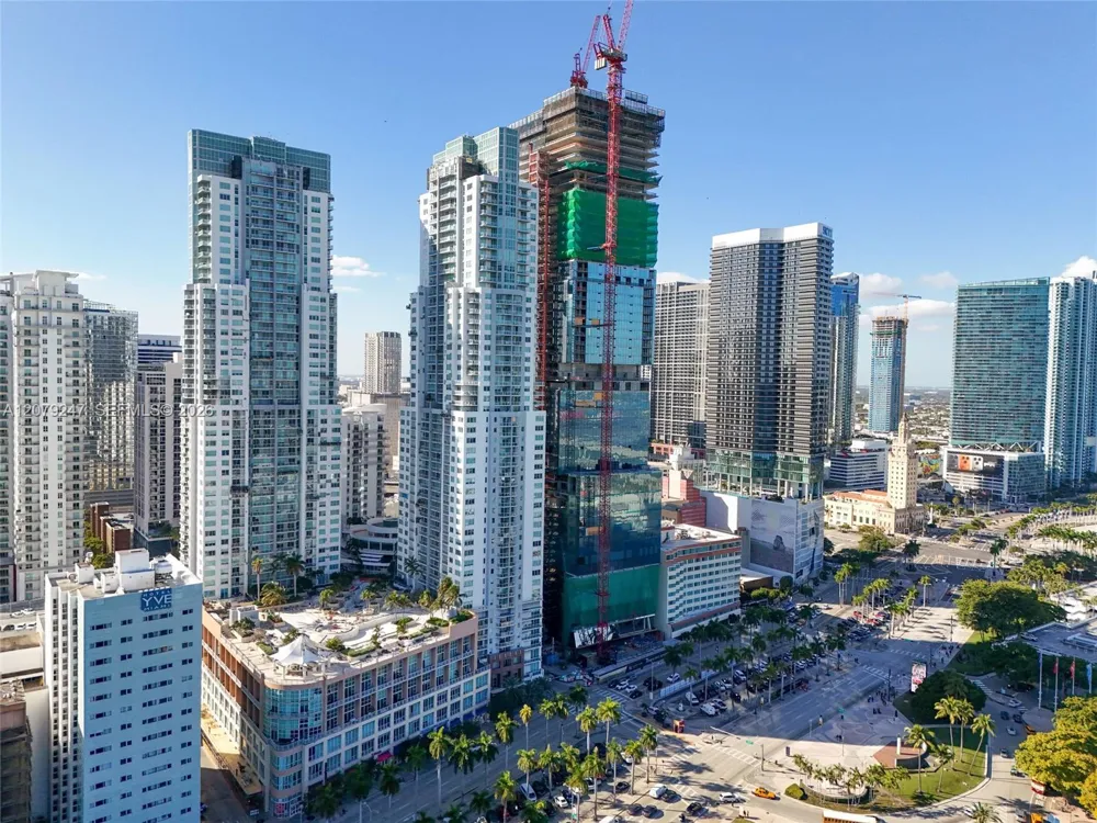 253 NE 2nd St #1007 Miami, FL 33132