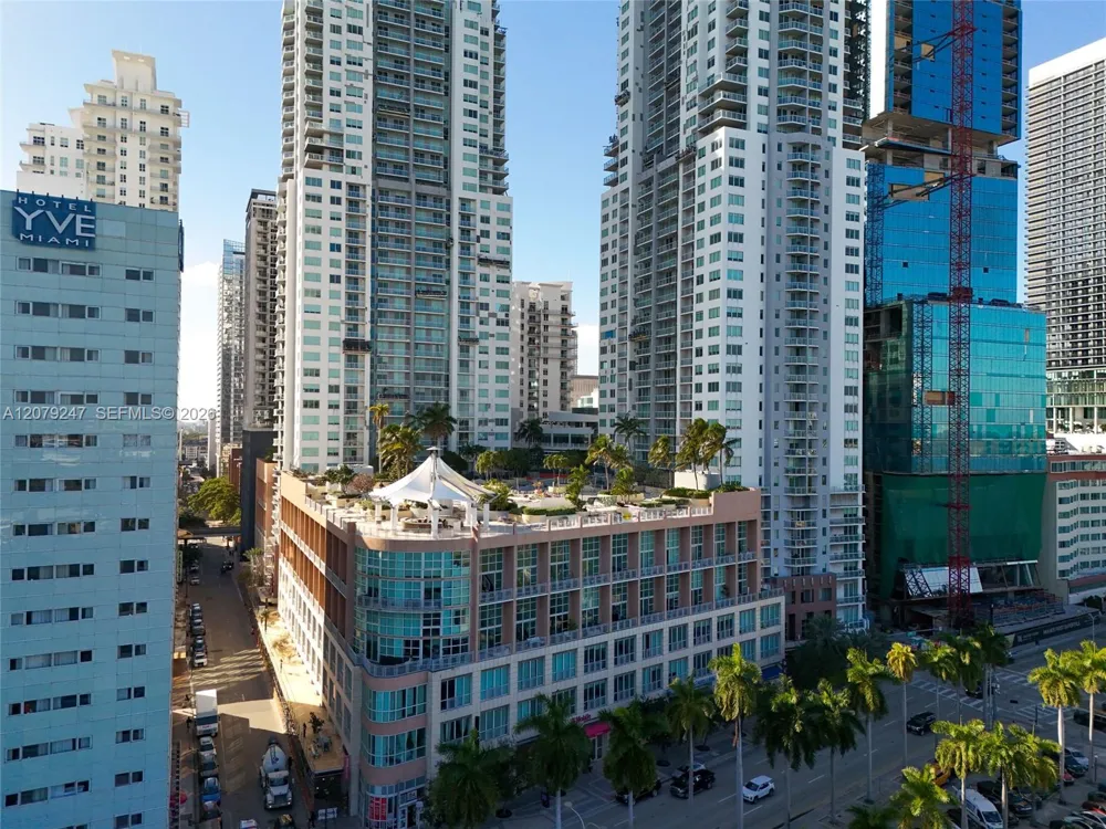 253 NE 2nd St #1007 Miami, FL 33132