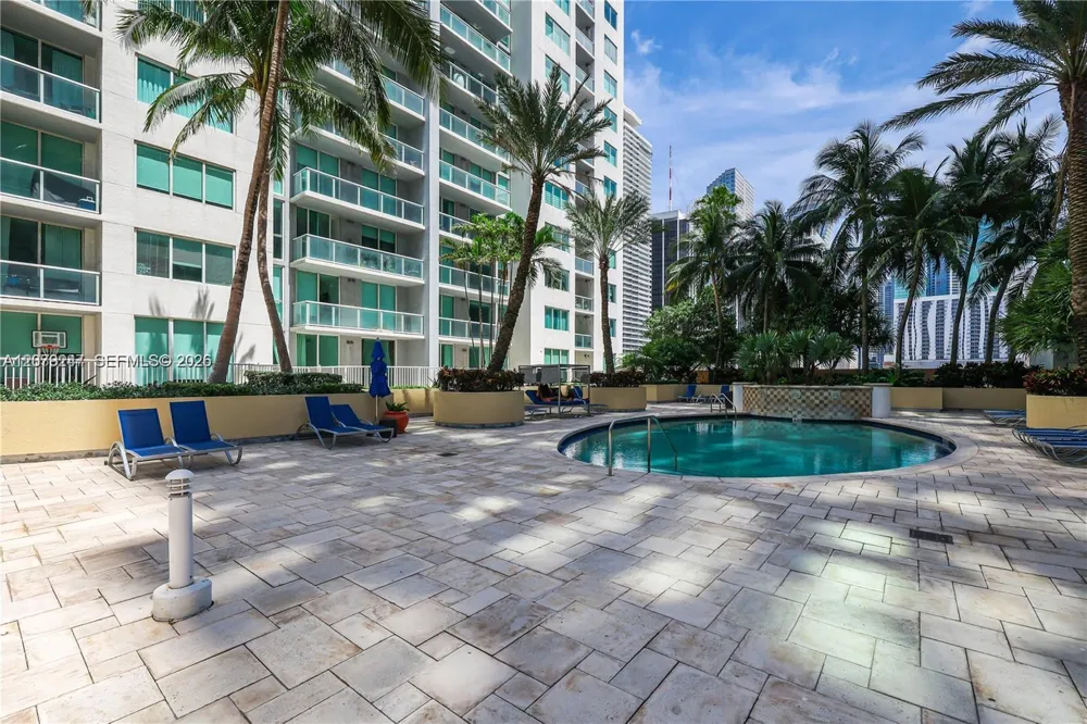 253 NE 2nd St #1007 Miami, FL 33132