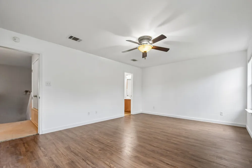263 Quarter Avenue Buda, TX 78610