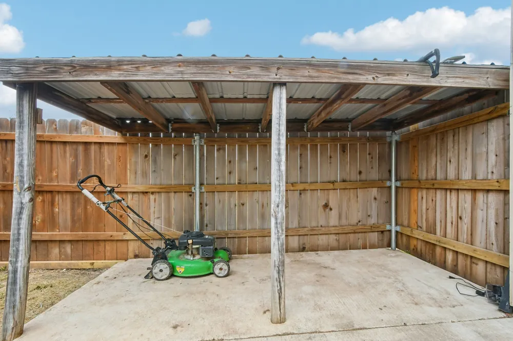 263 Quarter Avenue Buda, TX 78610