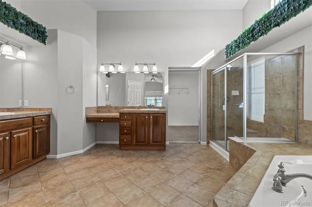 5365 S Haleyville Way Aurora, CO 80016