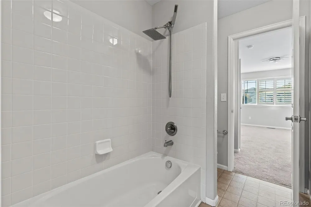 5365 S Haleyville Way Aurora, CO 80016