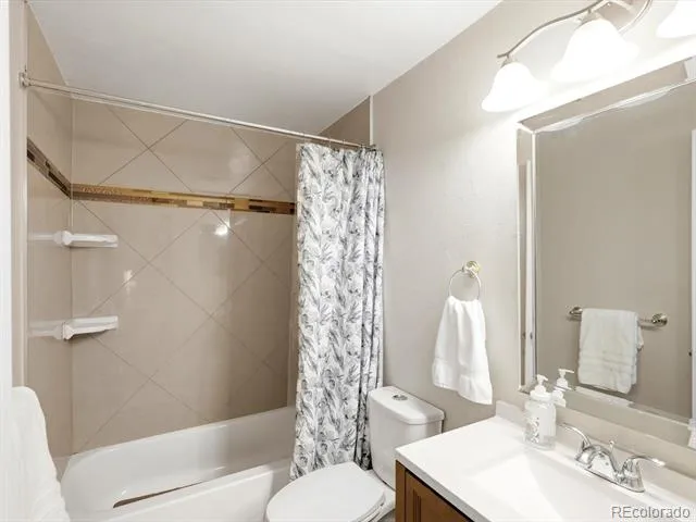18870 E 16th Place Aurora, CO 80011