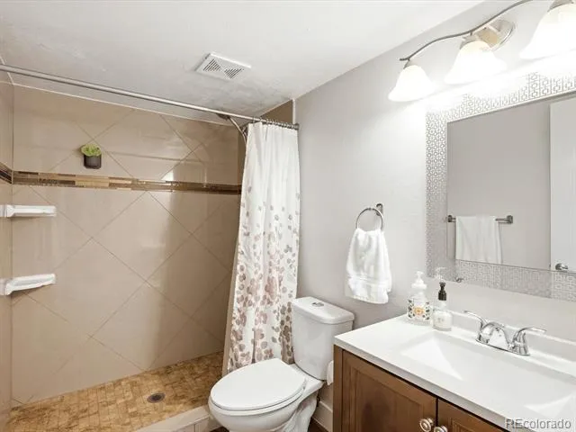 18870 E 16th Place Aurora, CO 80011