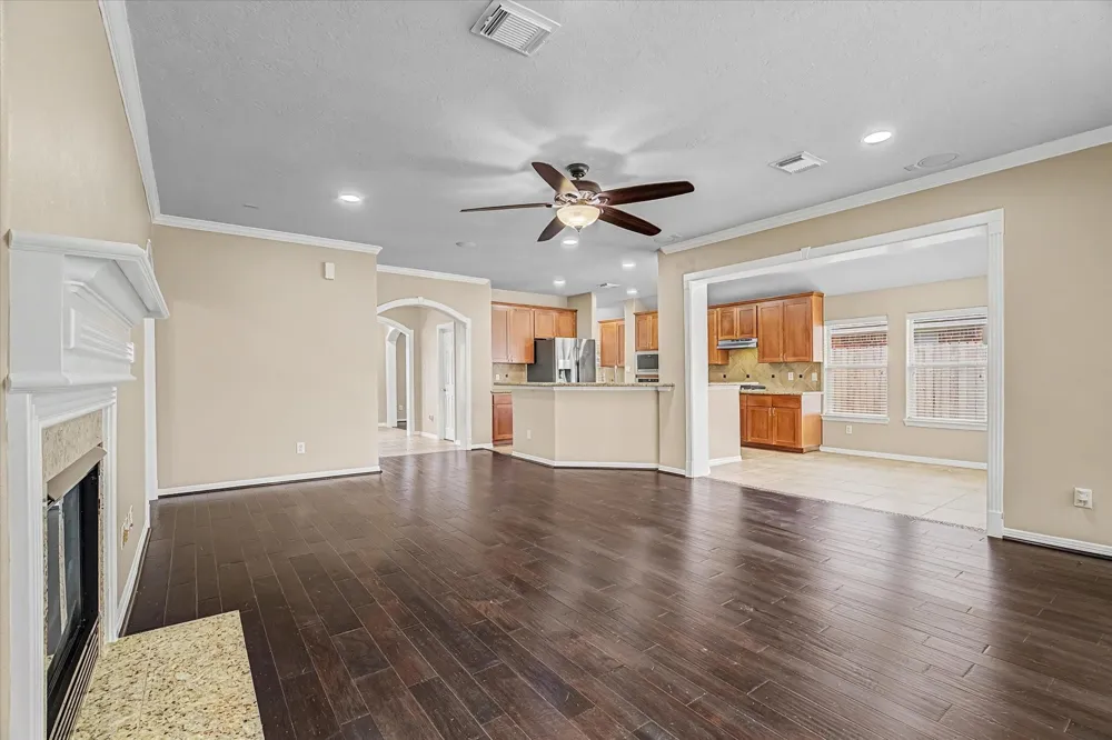 11511 Kingsbarn Court Tomball, TX 77377