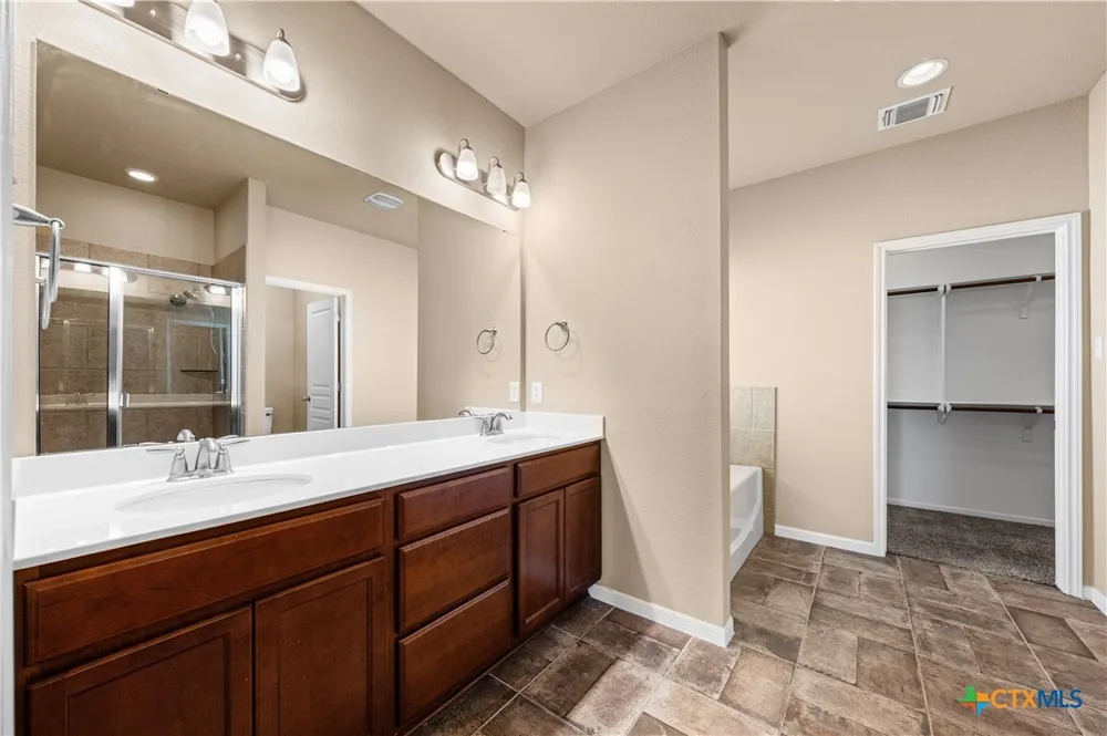 10223 Alamosa Lane Temple, TX 76502
