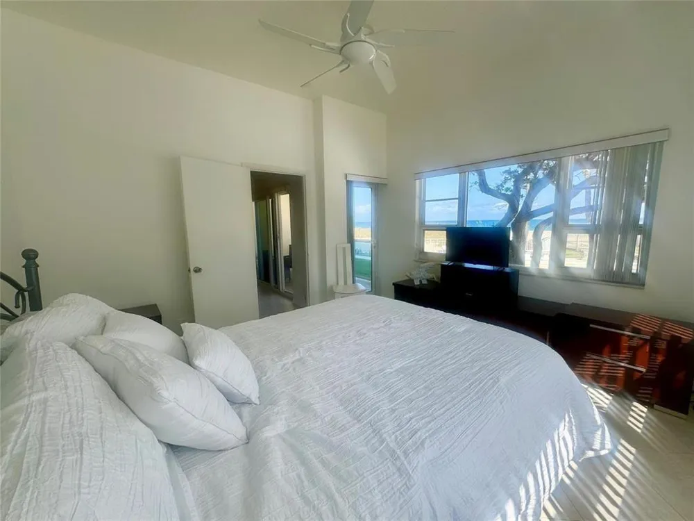 6000 OCEAN Blvd #1D Lauderdale By The Sea, FL 33308