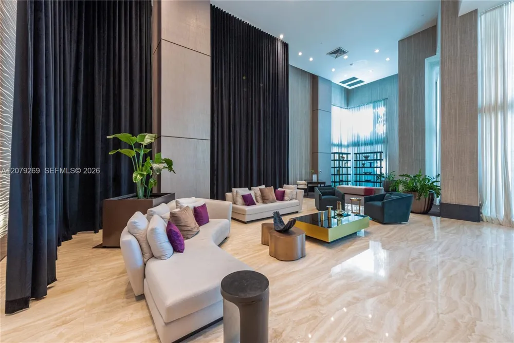950 Brickell Bay Dr #2304 Miami, FL 33131