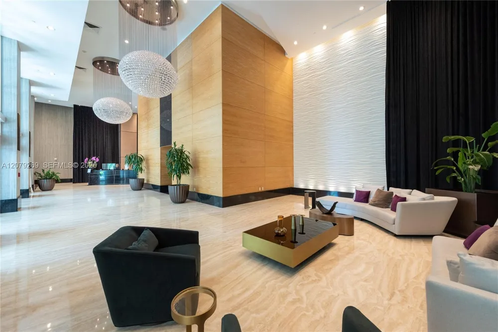 950 Brickell Bay Dr #2304 Miami, FL 33131