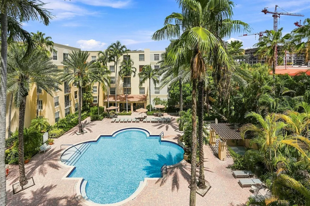 780 S Sapodilla Avenue #412 West Palm Beach, FL 33401
