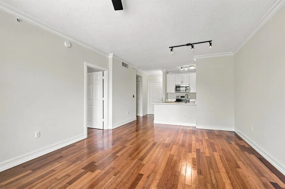 780 S Sapodilla Avenue #412 West Palm Beach, FL 33401