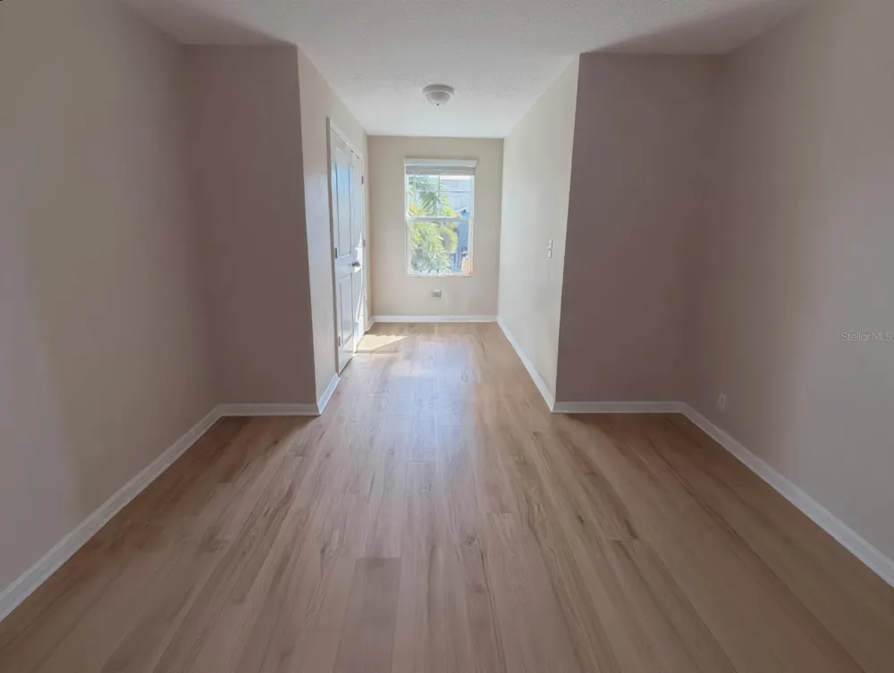 8653 PALMER PARK CIRCLE Sarasota, FL 34238