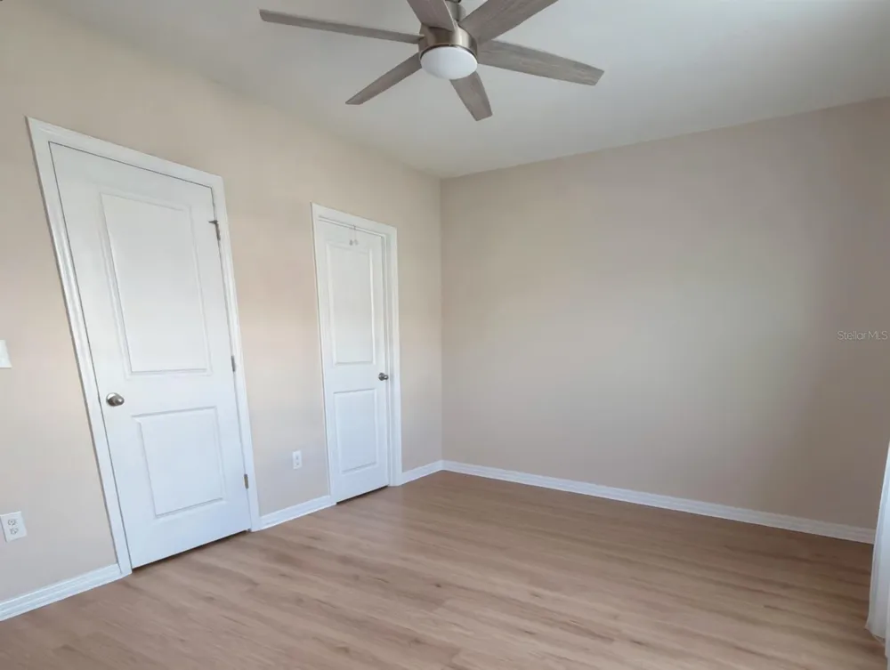 8653 PALMER PARK CIRCLE Sarasota, FL 34238