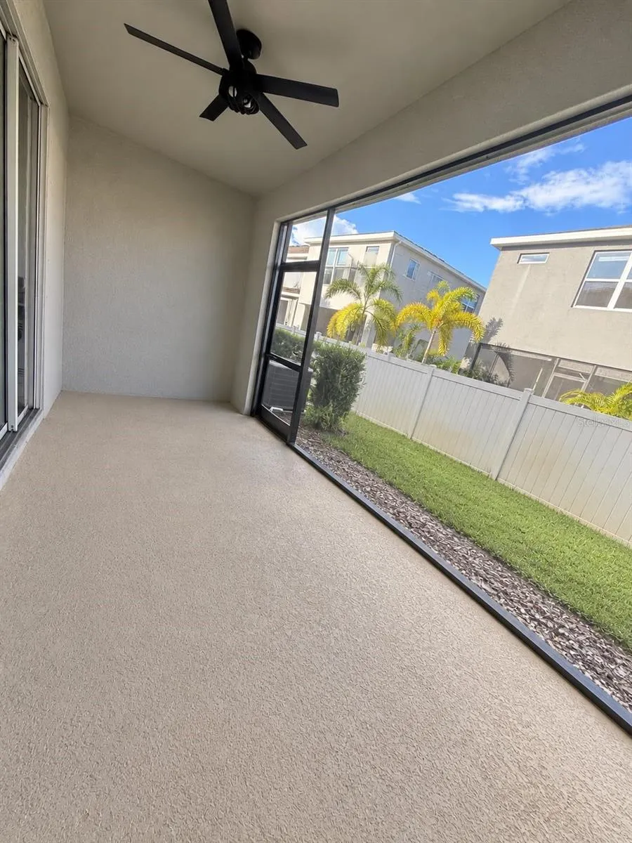 8653 PALMER PARK CIRCLE Sarasota, FL 34238