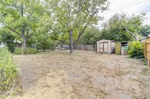 8915 Slayton Drive Austin, TX 78753