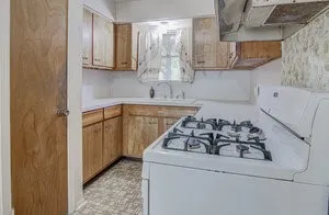 8915 Slayton Drive Austin, TX 78753