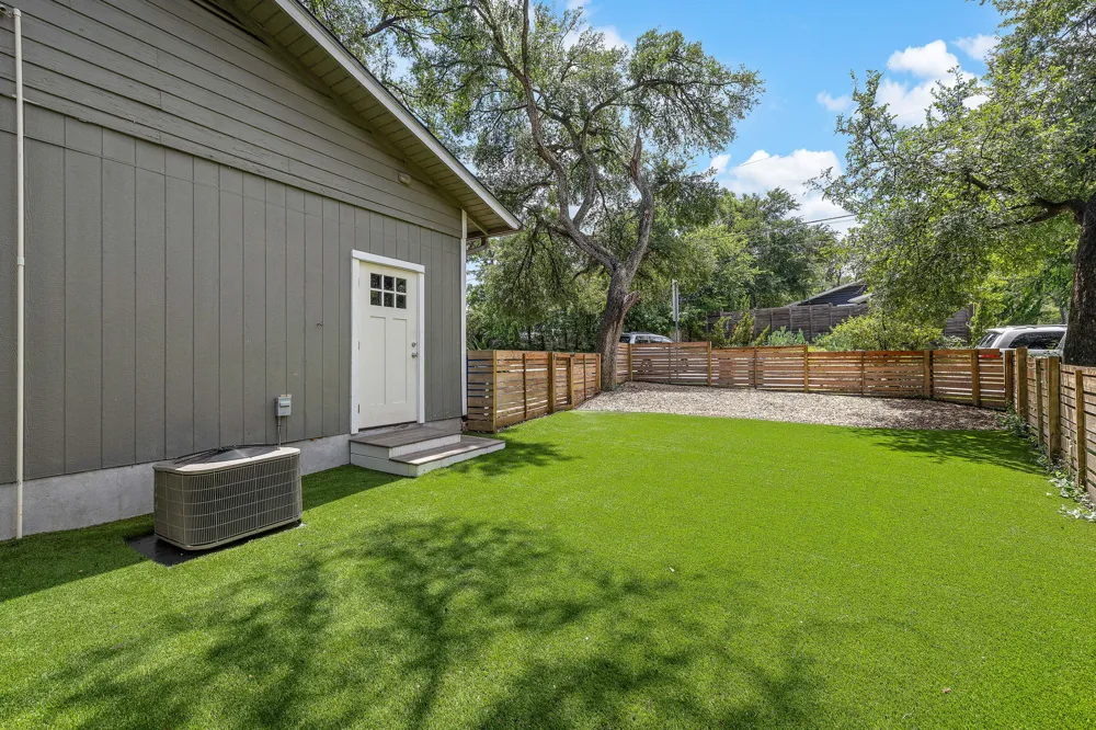 6101 Adalee Avenue Austin, TX 78723